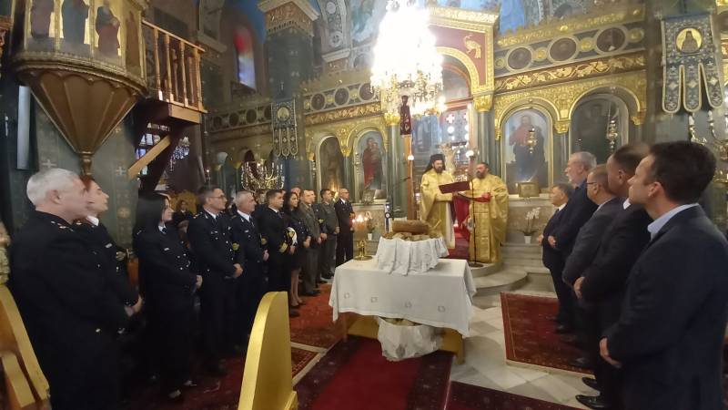 Καλαμάτα: Η Πυροσβεστική τίμησε τους προστάτες της