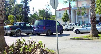 Στάθμευση σε θέση ΑΜΕΑ