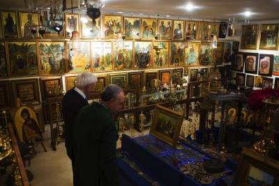 Η ομάδα “Πάμε βόλτα” στην γκαλερί του Δημήτρη Ηλιόπουλου