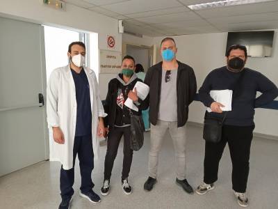 Επίσκεψη σωματείων του ΠΑΜΕ στο Νοσοκομείο Καλαμάτας