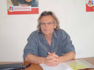 Πατσαρίνος: «Πόσα και ποια έργα έχει αναλάβει η οικογένεια Τατούλη;»