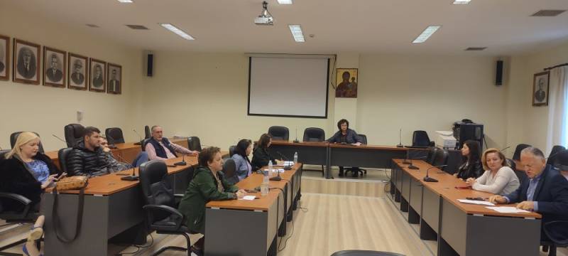 Συνάντηση στην Κυπαρισσία για τις αστικές αναπλάσεις