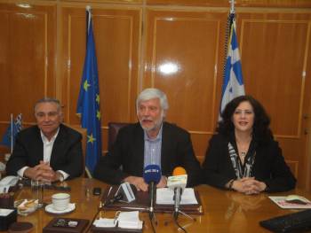 Τρικούβερτος καβγάς Αλευρά - Νικολάκου