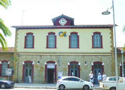 Ο Αλβανός “σταθμάρχης” και ο Αμερικάνος πρέσβης