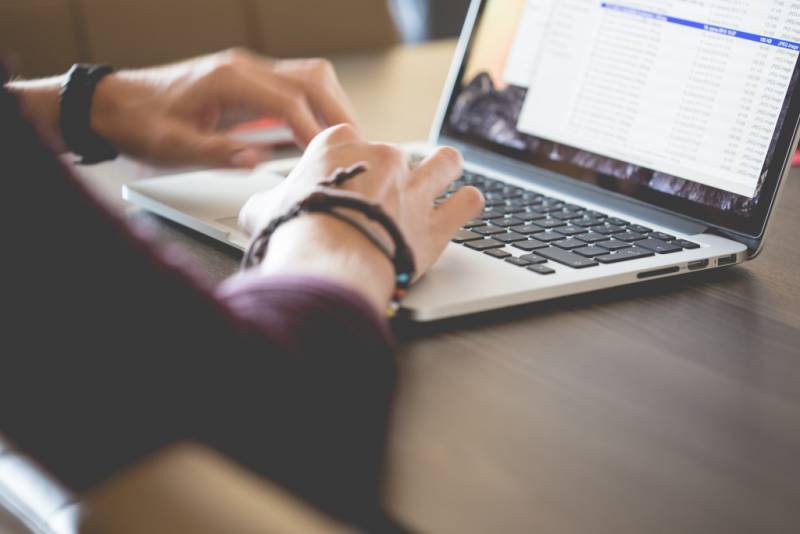 Υποδομές για ψηφιακή λειτουργία σε εργασία και εκπαίδευση