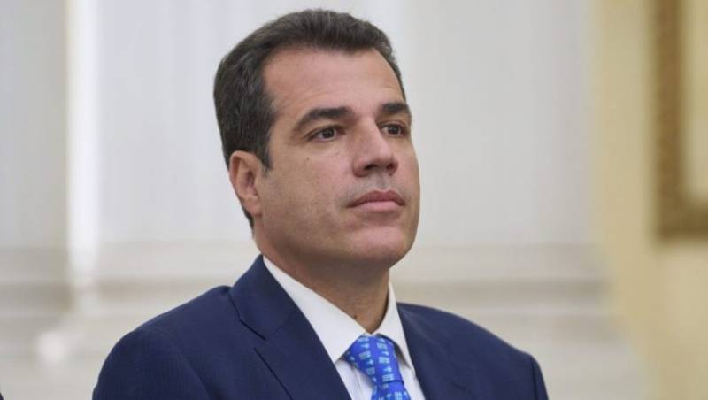 Πλεύρης για το νέο νομοσχέδιο του υπουργείου Μετανάστευσης: Ο λαθροδιακινητής θα τιμωρείται βαρύτερα εάν παράλληλα είναι και μέλος ΜΚΟ