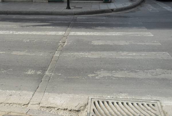 Ξεθωριασμένη διάβαση