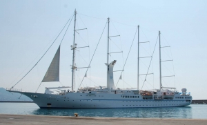 Κρουαζιερόπλοιο με μουσική δωματίου χθες στην Καλαμάτα