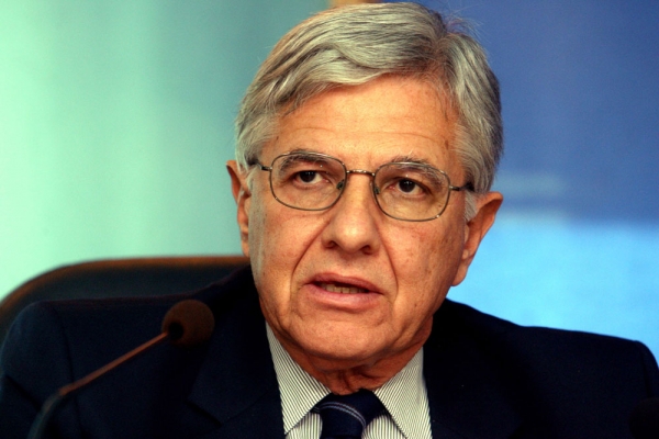 Γιαννίτσης προς δημάρχους - περιφερειάρχες: Τέλος σε γιορτές και δημόσιες σχέσεις