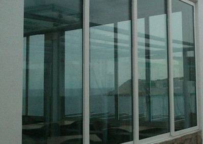 Ο Δήμος Καλαμάτας “θυμήθηκε” και τους εξωτερικούς χώρους