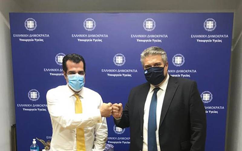 Χρυσομάλλης με Πλεύρη για φαρμακείου ΕΟΠΥ και Κ.Υ Αγίου Νικολάου