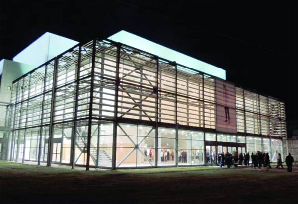 Ο Πρόεδρος της Δημοκρατίας εγκαινιάζει το Μέγαρο Χορού