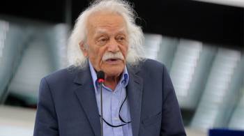 Γλέζος: Προτείνω την κατάργηση του ΦΠΑ σε όλη την Ευρώπη