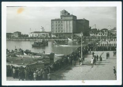 Πριν από δεκαετίες
