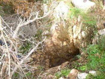 Διενέργεια αυτοψίας στα σπήλαια της Καλλιρρόης