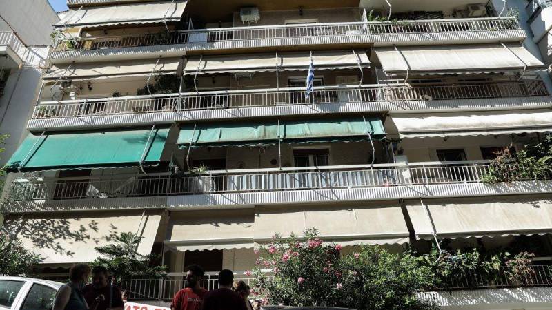 Με αστυνομία η έξωση της Ιωάννας Κολοβού από το σπίτι της (βίντεο)