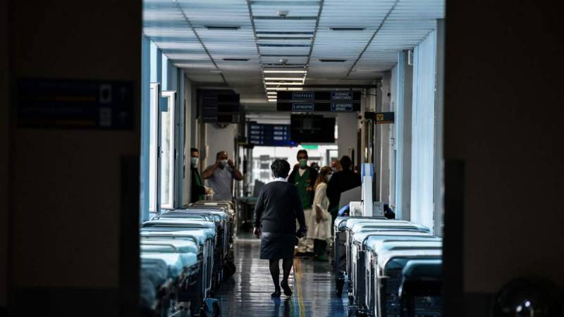 Παπανικολάου: «Πουλάνε οι ασθενείς ό,τι έχουν για να χειρουργηθούν»!