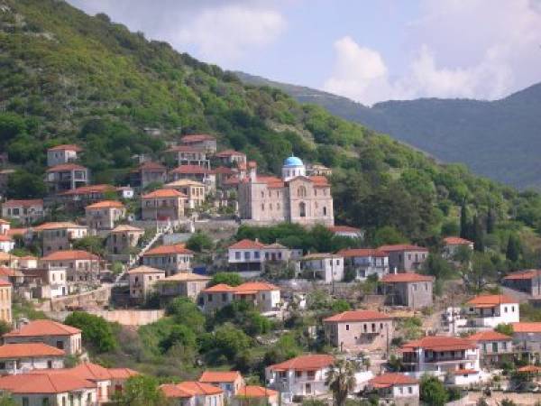 Κόβει πίτα ο σύνδεσμος Σιδηροκαστριτών