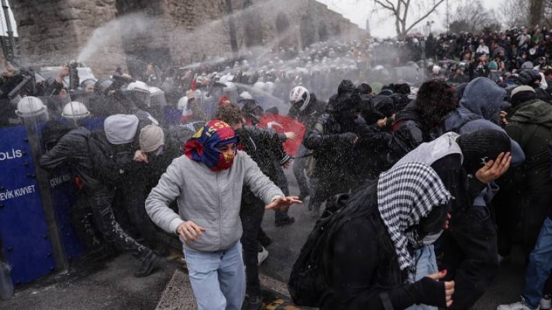 Τουρκία: Συλλήψεις πάνω από 1.130 διαδηλωτών (βίντεο)
