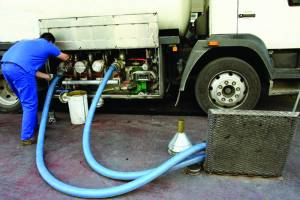 Παραγγελία πετρέλαιου με το... σταγονόμετρο