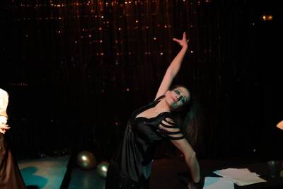 Καλαμάτα: Αυλαία ρίχνει η παράσταση «Ο μύθος της κατσίκας»