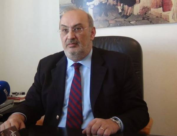 «Οχι» Κατσίβελα σε hot spot προσφύγων στα Φιλιατρά