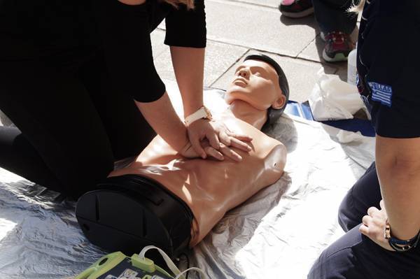 Σεμινάριο πρώτων βοηθειών της Ενωσης ξενοδόχων Τριφυλίας