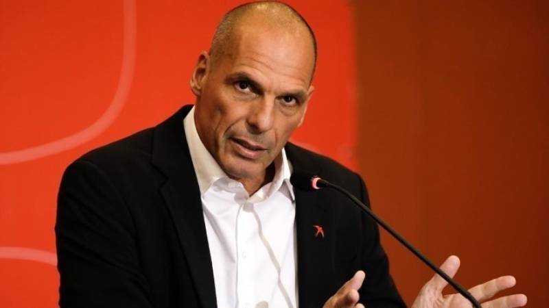 Βαρουφάκης: Έρχεται φούσκα στα ακίνητα και απώλεια ρευστότητας