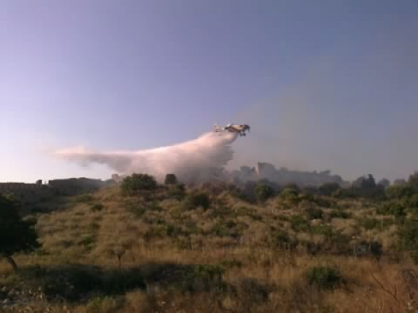 Πυρκαγιά έκαψε το Παλαιόκαστρο Πύλου