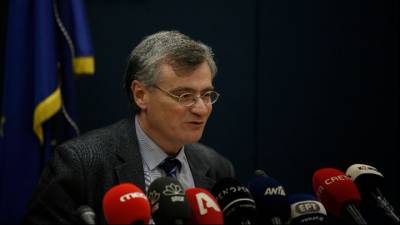 Τσιόδρας: Λιγότερο από το 1% του πληθυσμού μολύνθηκε από τον κορονοϊο στην Ελλάδα (βίντεο)