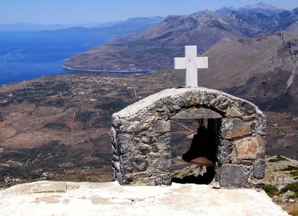 Ορεινή πεζοπορική εξόρμηση στη Μάνη