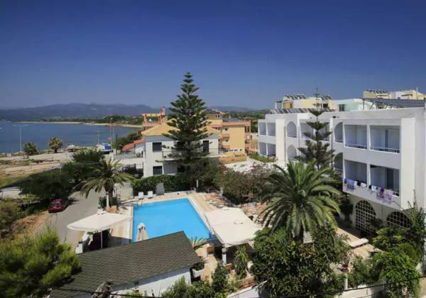 Οι κρατήσεις της τελευταίας στιγμής βελτίωσαν την πληρότητα στην Τριφυλία