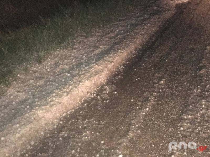 Στα λευκά η Αρκαδία, το «έστρωσε» με χαλάζι (Βίντεο)