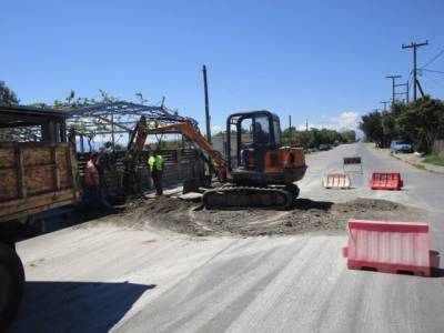 Σύνδεση με το δίκτυο αποχέτευσης στη Δυτική Παραλία Καλαμάτας (βίντεο)