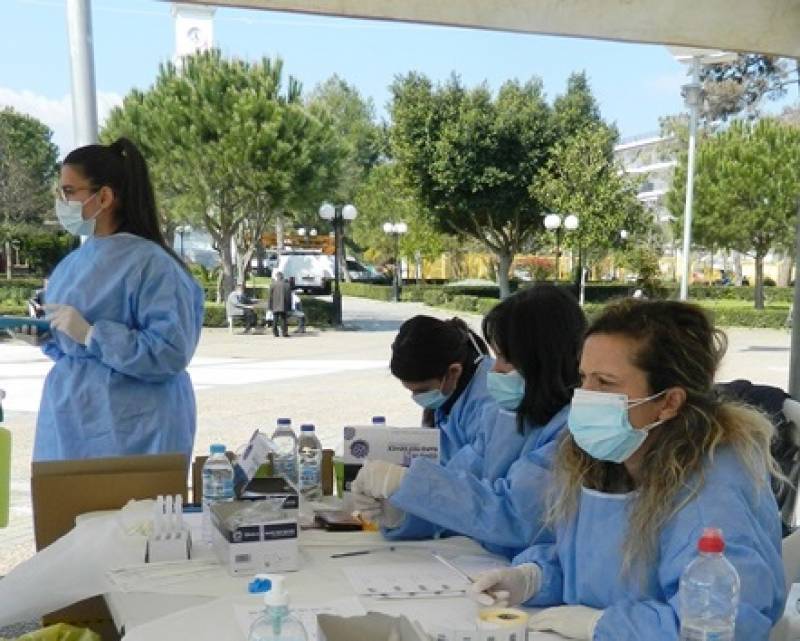 Αρνητικά τα 184 τεστ στην πλατεία Μεσσήνης