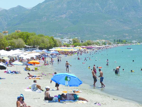 Κατάλληλη για μπάνιο η θάλασσα της Καλαμάτας