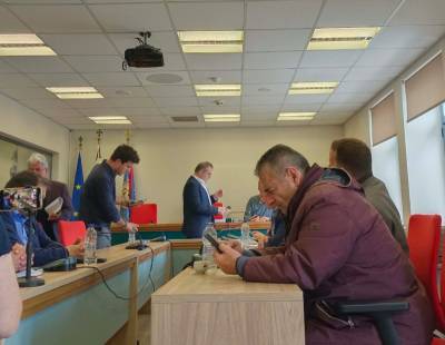 Διαμαρτυρίες, ένταση και αποχώρηση της αντιπολίτευσης στη συνεδρίαση της Δημοτικής Επιτροπής - Ανέβηκαν οι τόνοι με αιχμηρές εκφράσεις