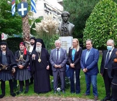 Μνημόσυνο στον Πειραιά, αφιερωμένο στον Νικηταρά