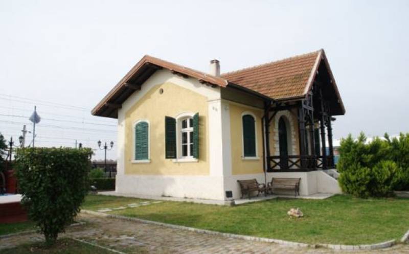 Αφαίρεσαν συλλεκτικά μεταλλικά αντικείμενα από το Σιδηροδρομικό Μουσείο ΟΣΕ