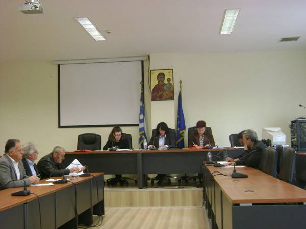 Ανάληψη δαπανών για παλιές "αμαρτίες" στο Δήμο Τριφυλίας