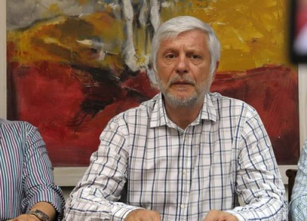 Τατούλης: "Δεν θα έρθει κανένας πρόσφυγας στην Πελοπόννησο αν δεν συναντηθούμε πρώτα με τον Βίτσα"