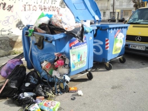 Ενας ακόμα καμένος κάδος