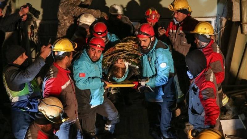 Στους 33.179 ο αριθμός των νεκρών σε Τουρκία και Συρία (βίντεο)