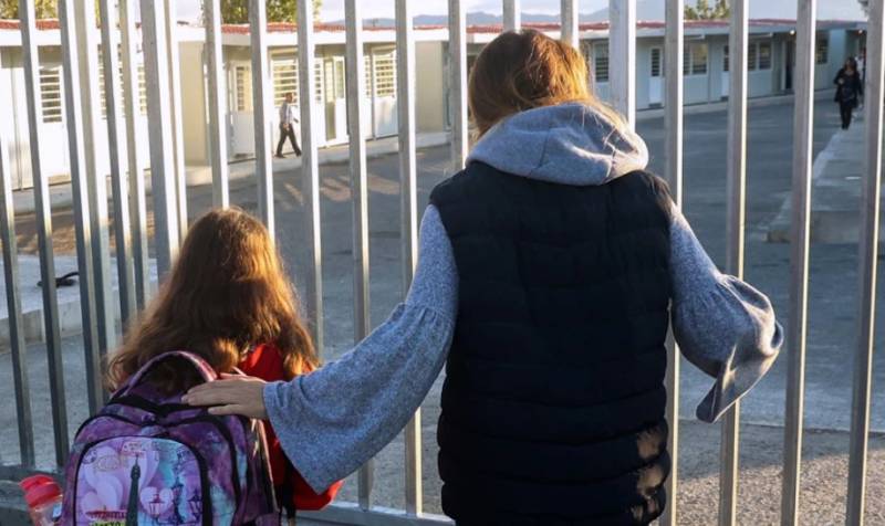 Σχολεία: Από αύριο τα 5 self test σε μαθητές και εκπαιδευτικούς