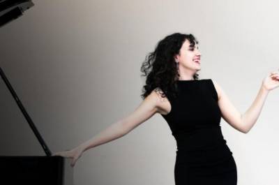 Κορώνη: Ρεσιτάλ πιάνου με την Αγγελική Γιαννοπούλου