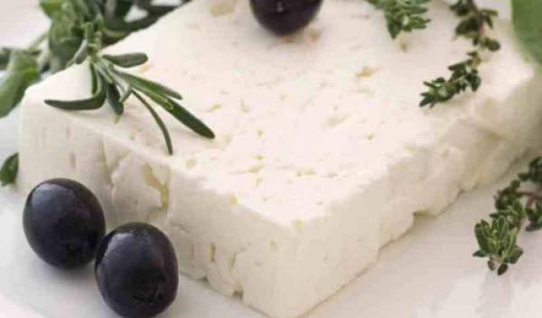 Πετράκος για προστασία ΠΟΠ φέτας και ελιών