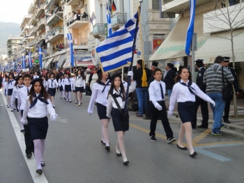 Φωτογραφίες από την παρέλαση στη Καλαμάτα