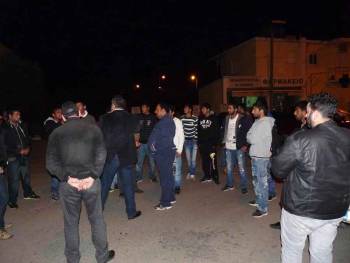 Βίντεο από τη "συνάντηση" τσιγγάνων και χρυσαυγιτών στο Νοσοκομείο Καλαμάτας