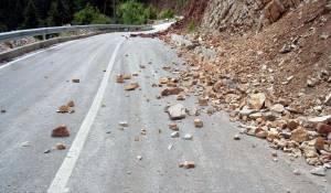 Ολιγόλεπτες διακοπές κυκλοφορίας στην Ε.Ο. Αστρους - Τρίπολης