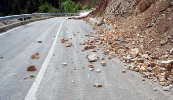 Ολιγόλεπτες διακοπές κυκλοφορίας στην Ε.Ο. Αστρους - Τρίπολης